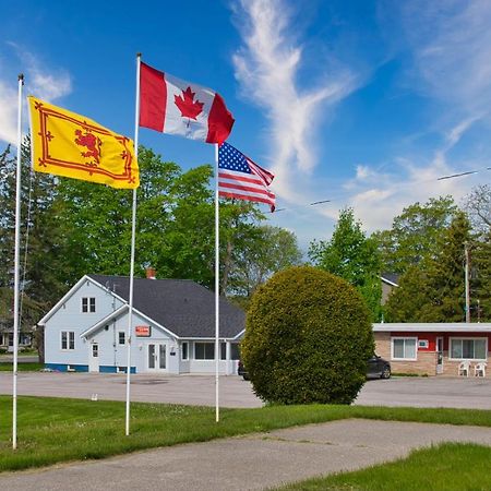 Maple Leaf Inn & Suites Kincardine Exterior photo